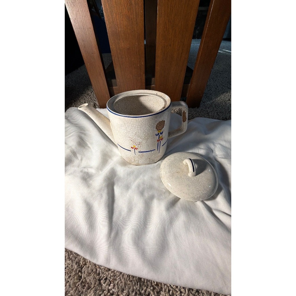 Vintage 4 Cup Teapot